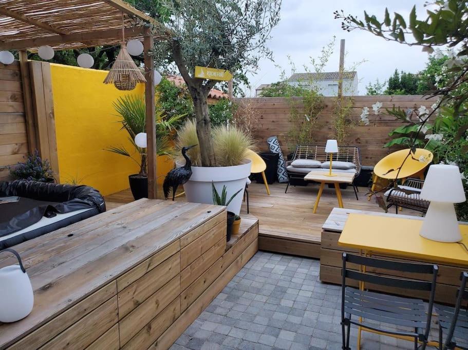 فيلا Le Spa Parmentine, Jacuzzi Hammam روشفور المظهر الخارجي الصورة